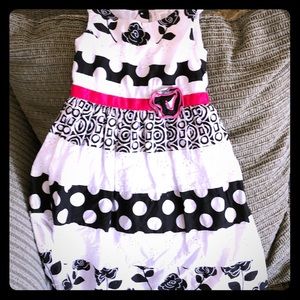 Girls dress
